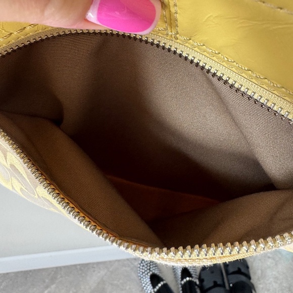 Vintage Y2K Coach Lemon Yellow Jacquard Patent Shoulder Hobo Bag LIKE NEW HTF - Picture 6 of 7